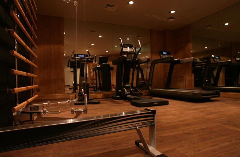This is the fitness room at Koh-I Nor Val Thorens
