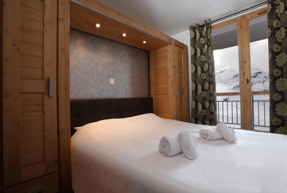 Image of a double bedroom at The Sauna at Cime Des Arcs