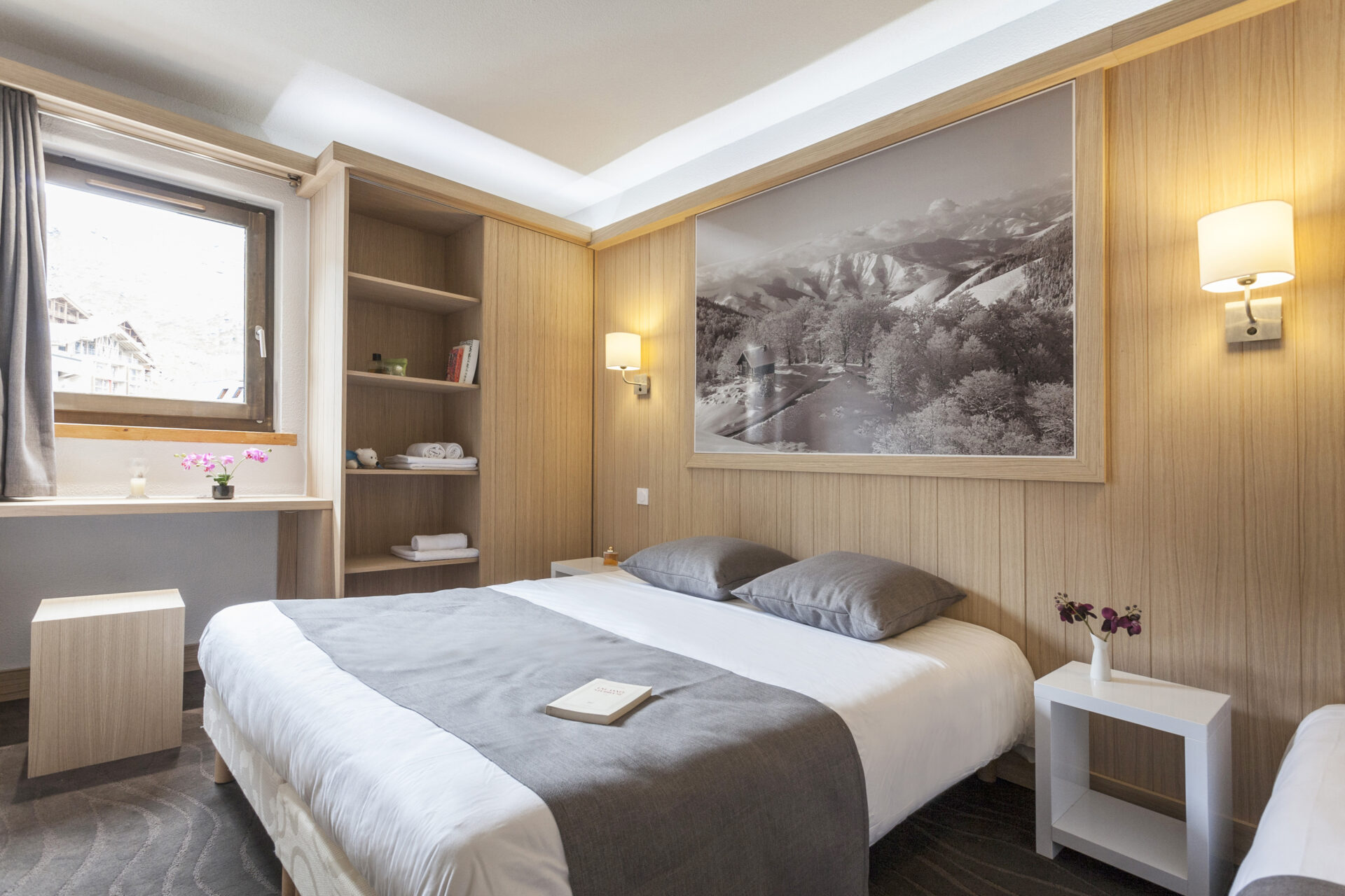 A double room at Les Arolles Val Thorens