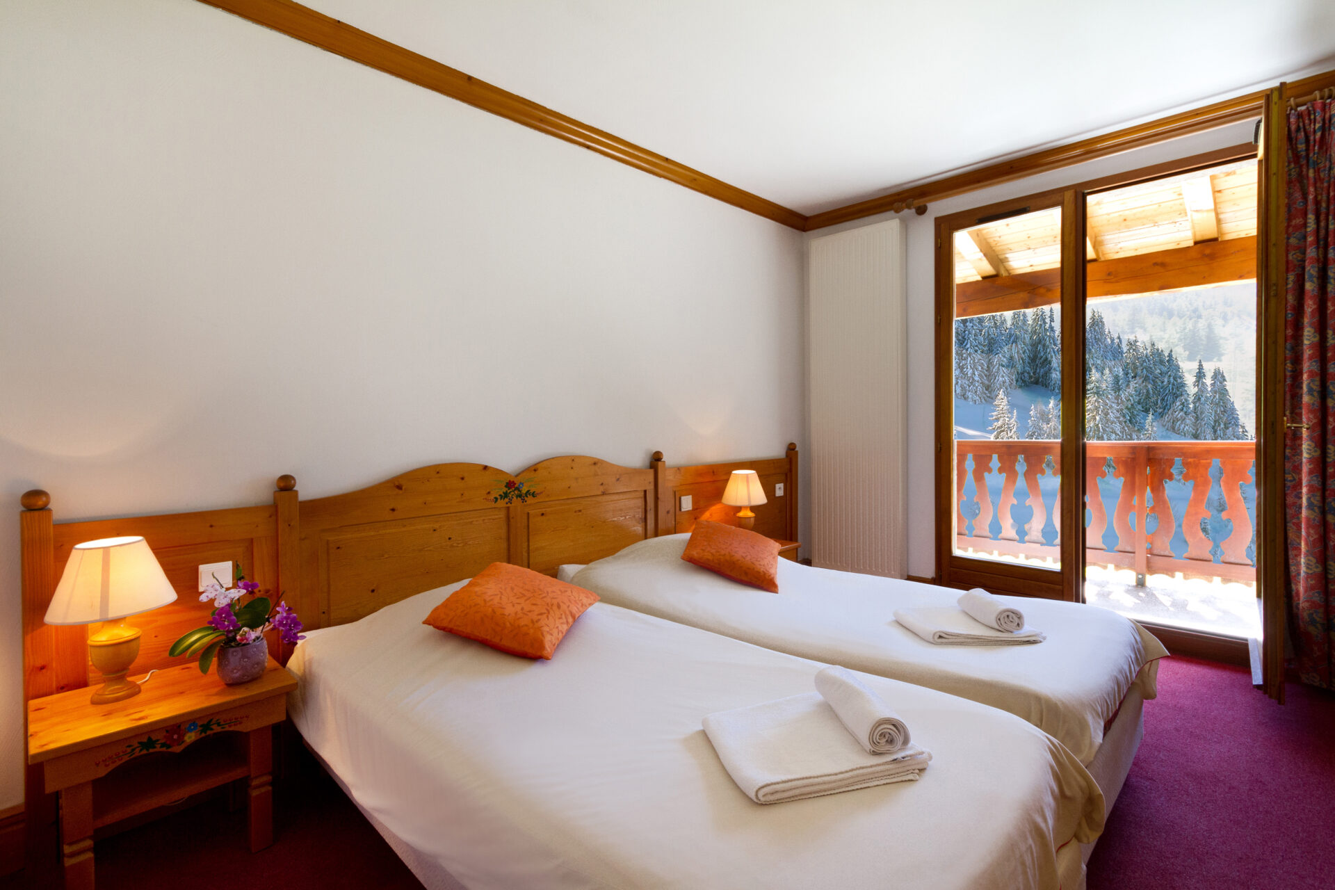 An image of one of the twin bedrooms at MMV Le Val Cenis