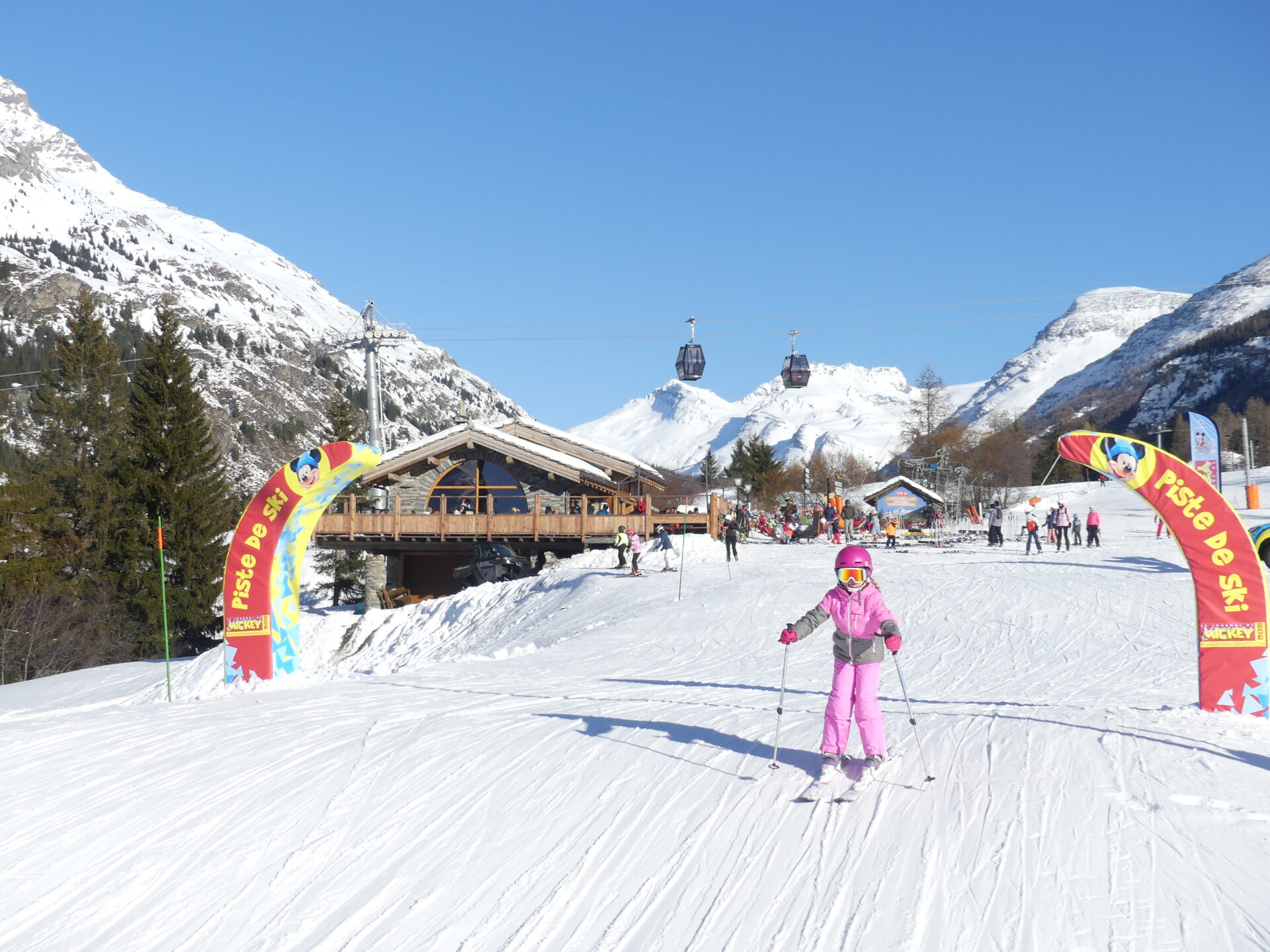 An image of the ski school in Val Cenis